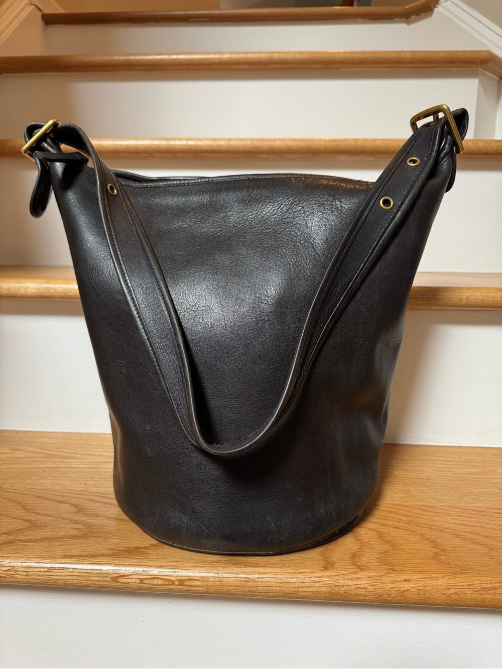 Vintage Coach Duffle Sac 9085XL Black Leather Shoulder Bag